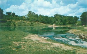 Mammoth Spring, Arkansas Crome Postcard Unused