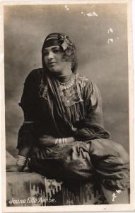 CPA AK Egypte - Jeune Fille Arabe (212937)