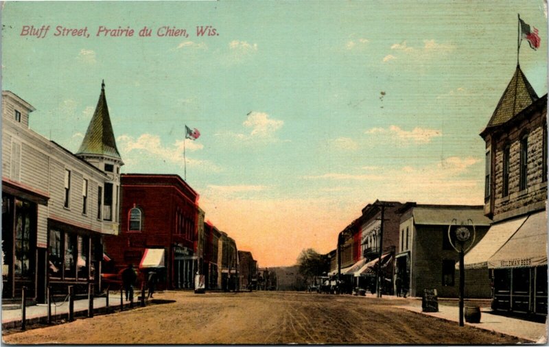 Postcard WIS Prairie du Chien Bluff Street - Street View, Stores - 1914 A12