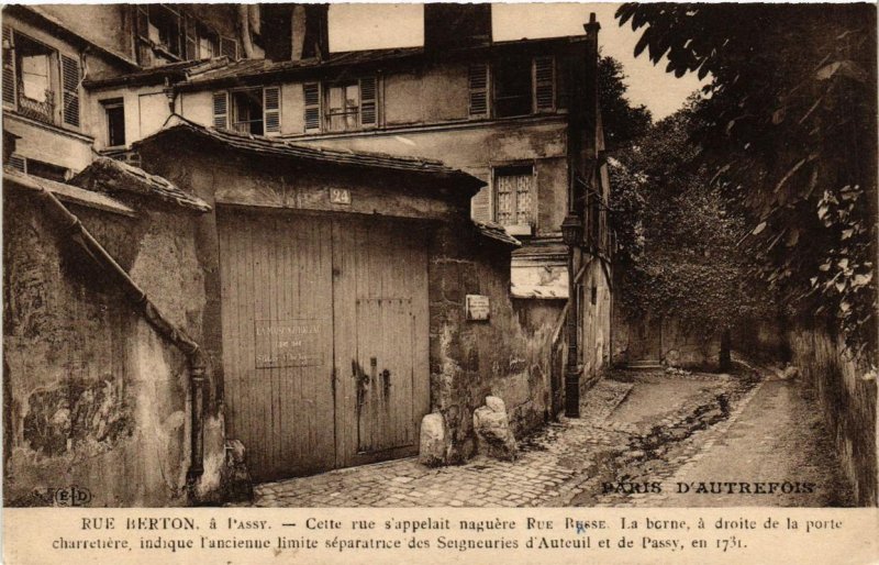 CPA PARIS (16e) Rue Berton a PASSY (536704)