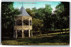 Elevated Gazebo, Dockery park, Gallatin Missouri Vintage Postcard H09