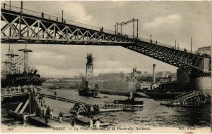 CPA Brest- Pont National et la Passerelle flottante FRANCE (1025619)