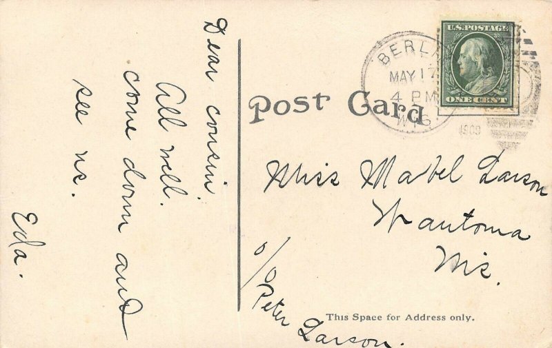 LP82   Berlin Wisconsin  Postcard Fox River