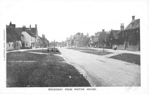 Broadway England UK Picton House Street View Antique Postcard K98131