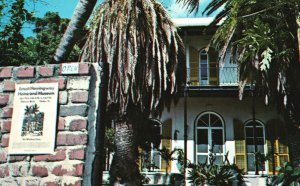 Vintage Postcard The Hemingway House & Museum Great Ernest Key West Florida FL