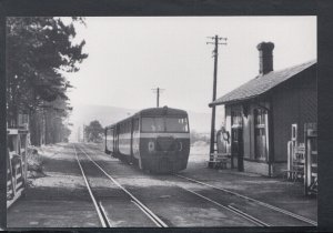 Railway Postcard - Railcars 19 and 20 For Douglas at Crosby  T8234