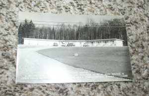 Moon-glo Motel Farmington ME Maine Real Photo RPPC Postcard (H16)