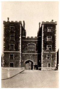 Lambeth Palace Entrance Gateway Mortons Tower London Black And White Postcard