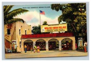 Vintage 1940's Postcard Musa Isle Seminole Indian Village NW 25th. Miami Florida