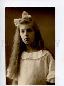 415059 Young Lady Girl w/ LONG HAIR Bow Vintage REAL PHOTO