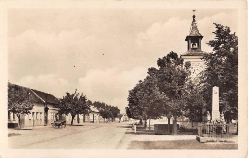 OSTROZSKE PREDMESTI ~ZVONICE CZECHOSLOVAKIA STREET VIEW PHOTO POSTCARD 1948