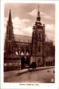 Czech Republic Praha Chrám Sv Víta Prague Cathedral Vintage RPPC C016