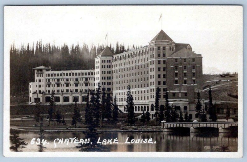 BYRON HARMON RPPC #634 CHATEAU LAKE LOUISE ALONG THE CANADIAN PACIFIC RAILWAY LN 