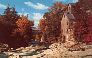 VT - Rutland. Covered Bridge and Old Mill 