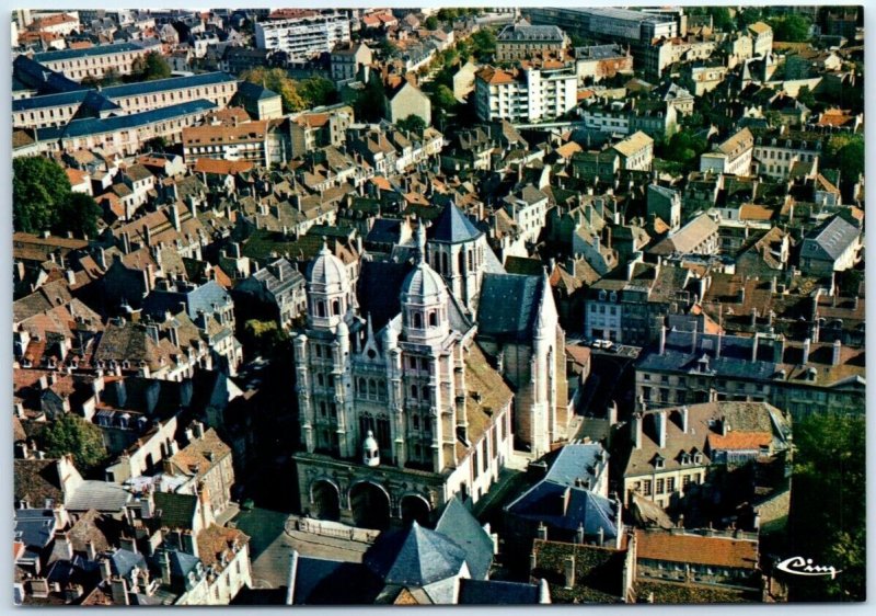 Postcard - Aerial view, Saint-Michel district, Saint-Michel church - France