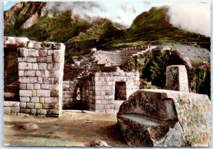 Postcard - Hitching-post-of-the-sun, Intihuatana, Machu Picchu - Peru