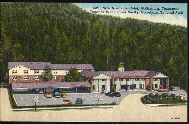 Tennessee ~ New Riverside Hotel GATLINBURG Great Smoky Mts National Park LINEN