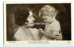 r2918 - Duchess of York with young Princess Margaret, No.3940 - postcard -Tuck's