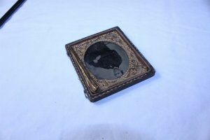 Vintage Daguerreotype In 1/2 Case Young Man