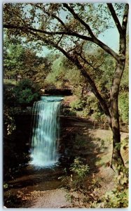 M-60449 Beautiful Minnehaha Falls Minnehaha Park Minneapolis Minnesota