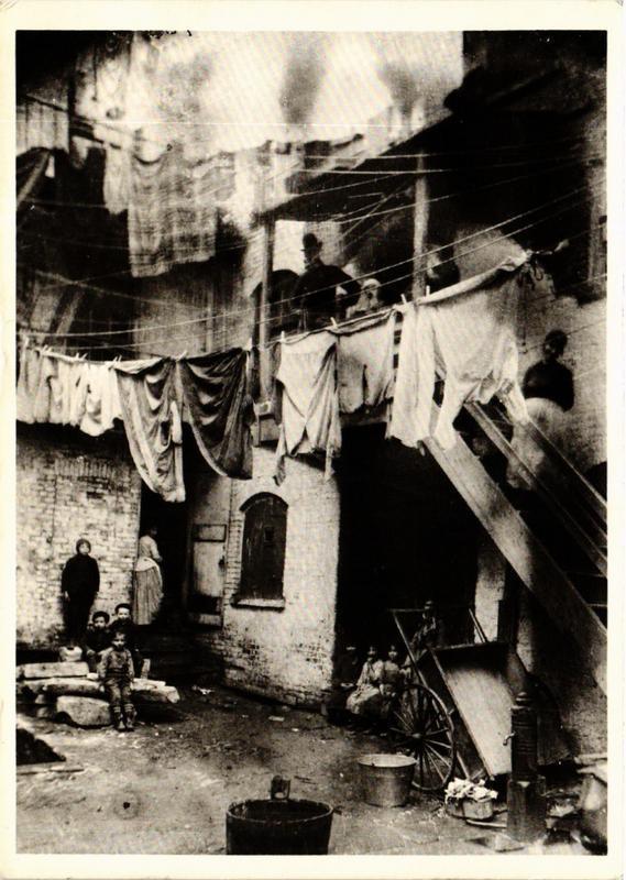 CPM JR2 Baxter Street Court, New York c. 1890's JACOB A. RIIS (d1059)