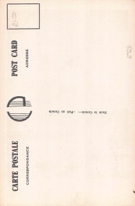 A893 Canada Quebec Lower Town vintage postcard