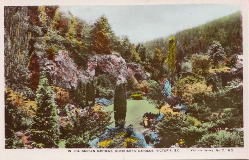 B77506 in the sunken gardens butchart BC victoria  canada scan front/back image