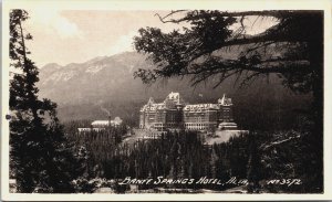 Canada Banff Springs Hotel Alberta Vintage Postcard C074