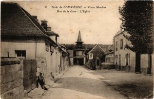CPA Foret de COMPIEGNE Vieux-MOULIN Rue de la Gare - L'Église (376878)