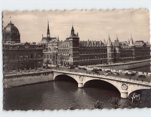 Postcard Pont au Change & Palais de Justice de Paris France