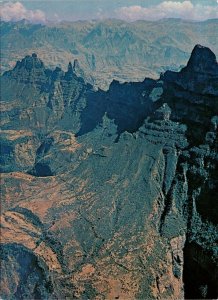 VINTAGE CONTINENTAL SIZE POSTCARD AERIAL VIEW SIMIEN ESCARPMENT OF ETHIOPIA 1979