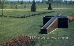 White Chapel Memorial Cemetery in Birmingham, Michigan