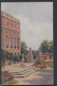 Middlesex Postcard - South Front & Sundial, Hampton Court   RS15232