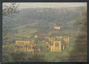 Yorkshire Postcard - View of Rievaulx Abbey    T7835