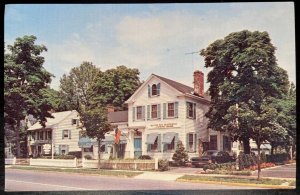 Vintage Postcard 1950's The William Pitt Inn, Main Street, Chatham, NJ