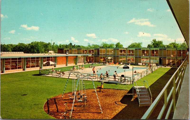 Vtg 1960s Holiday Inn of Ann Arbor Michigan MI Hotel Swimming Pool Postcard