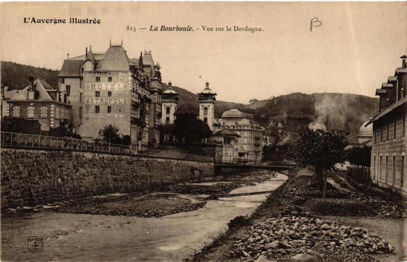 CPA La BOURBOULE Vue sur la Dordogne (720794)