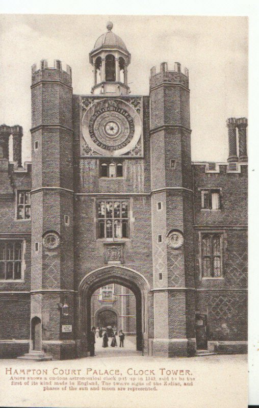 Middlesex Postcard - Hampton Court Palace - Clock Tower - Ref TZ4687