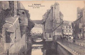 France Quimper Tourelle et Vieilles Maisons sur le Steir