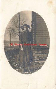 IA, Mason City Postmark, Iowa, RPPC, Girl in Dress Standing in the Yard, 1913 PM