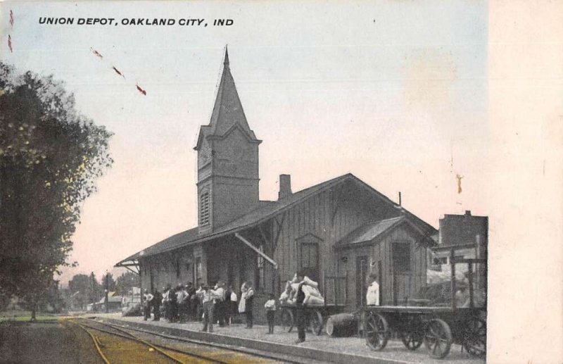 Oakland City Indiana Union Train Station Vintage Postcard AA23876