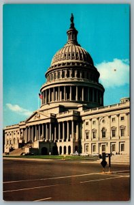 Postcard Washington DC c1960s United States Capitol Building Pennsylvania Ave.