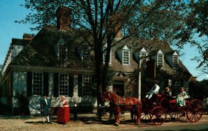 VINTAGE POSTCARD RALEIGH TAVERN WILLIAMSBURG VIRGINIA 18th CENTURY HOSTELLRY '58