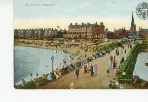  SUFFOLK   LOWESTOFT     ON  THE  PIER         1909