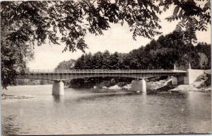 postcard NH - Ledyard Bridge across Connecticut River (Albertype Co.)