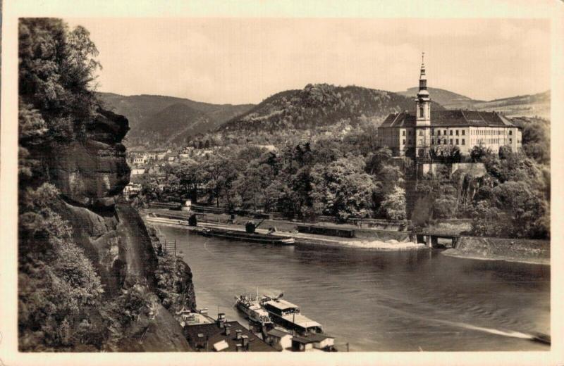 Czech Republic Děčín zámek RPPC 02.64