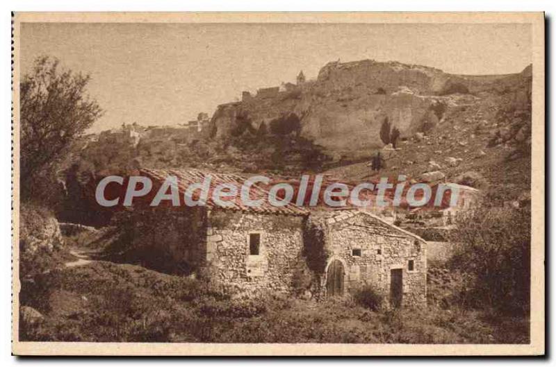 Old Postcard Views of Les Baux Fountain valley