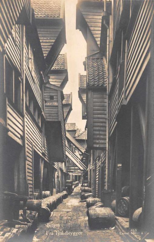 Bergen Norway Tyskebryggen Street Scene Alleyway Real Photo Postcard J80607