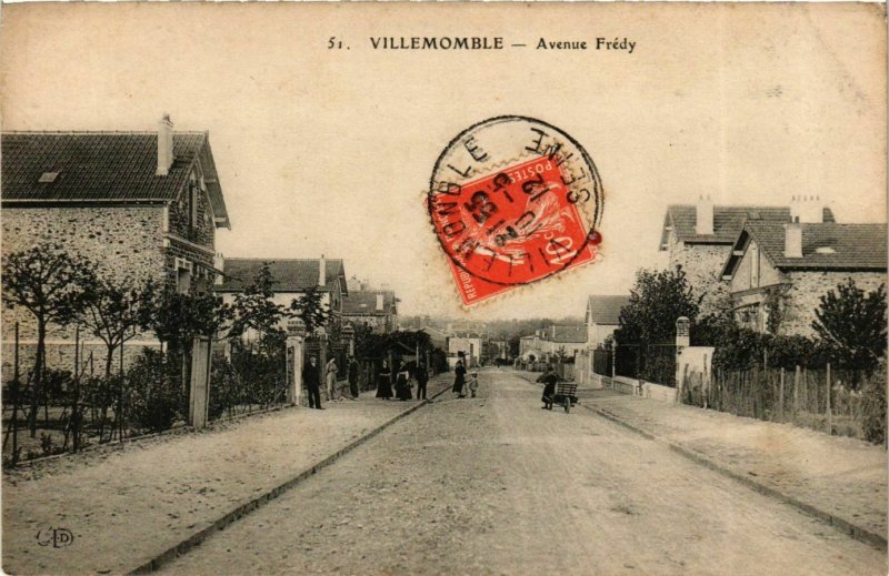 CPA VILLEMOMBLE Avenue Frédy (869343)