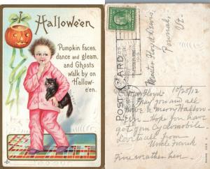 ANTIQUE 1915 EMBOSSED HALLOWEEN POSTCARD - JACK-O-LANTERN BLACK CAT SCARED BOY